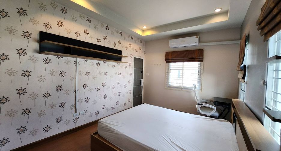 Casa en alquiler de 3 habitaciones en San Sai, Chiang Mai
