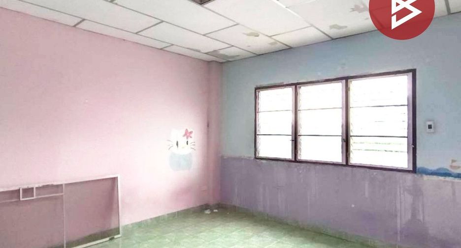 À vendre 5 chambres local commercial à Min Buri, Bangkok