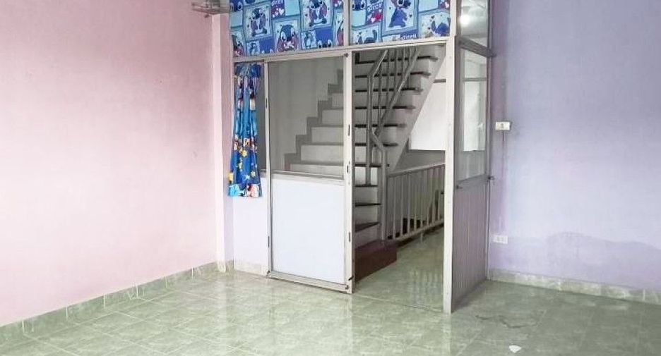 À vendre 5 chambres local commercial à Min Buri, Bangkok
