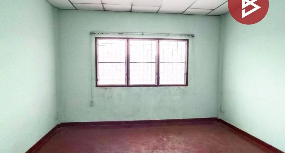À vendre 5 chambres local commercial à Min Buri, Bangkok