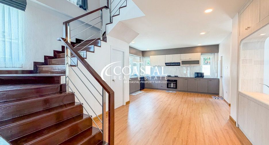 For rent 5 bedrooms house in Bang Lamung, Chonburi