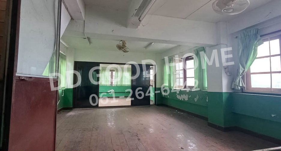Gewerbefläche zum Kauf mit 5 Zimmer in Mueang Nakhon Phanom, Nakhon Phanom