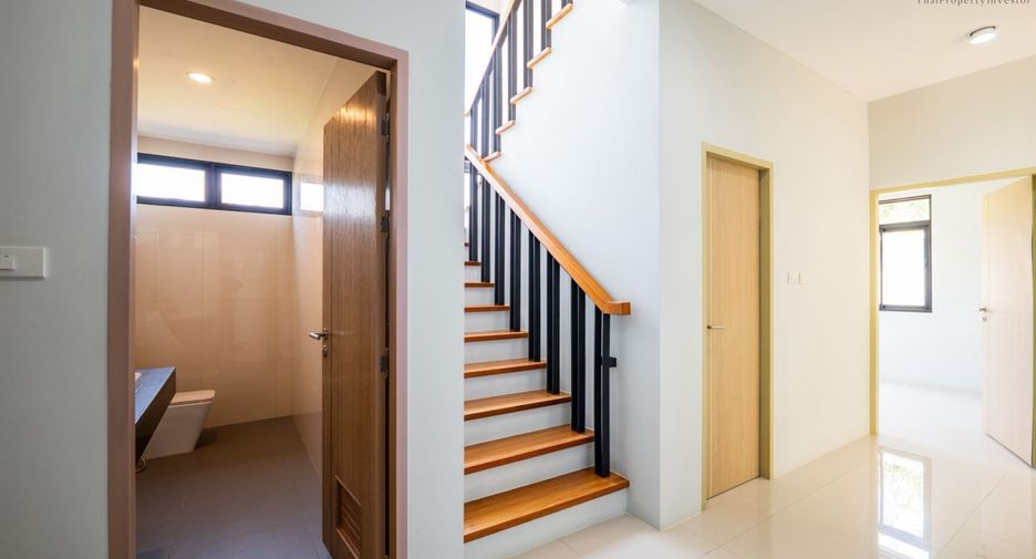 Casa en venta de 4 habitaciones en Thung Khru, Bangkok