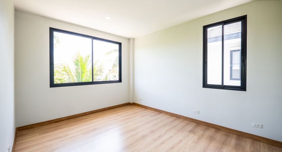 Casa en venta de 4 habitaciones en Thung Khru, Bangkok