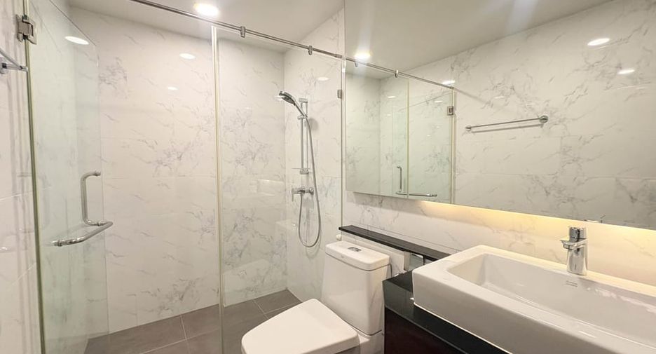 For sale and for rent 2 bedrooms condo in Bang Lamung, Chonburi