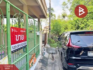For sale 2 bedrooms townhouse in Mueang Chachoengsao, Chachoengsao