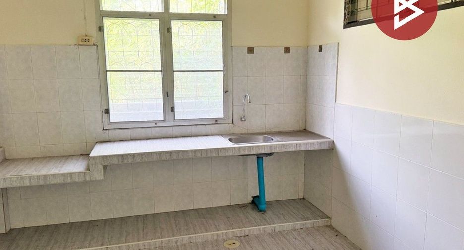 For sale 2 bedrooms townhouse in Mueang Chachoengsao, Chachoengsao