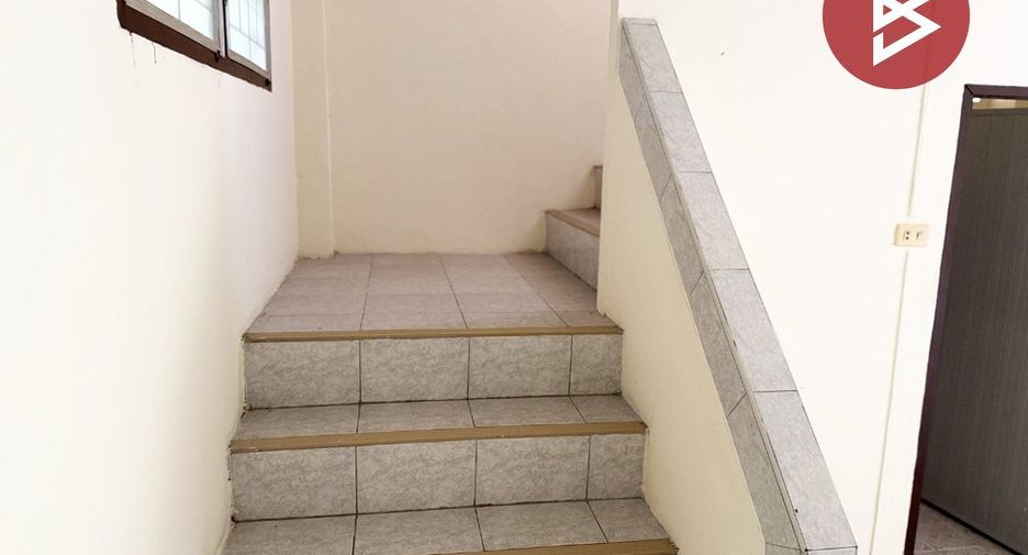 For sale 2 bedrooms townhouse in Mueang Chachoengsao, Chachoengsao