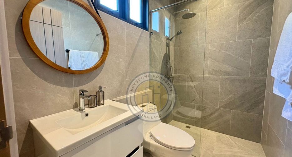 For sale 8 bedrooms villa in Bang Lamung, Chonburi