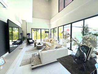 For sale 8 bedrooms villa in Bang Lamung, Chonburi