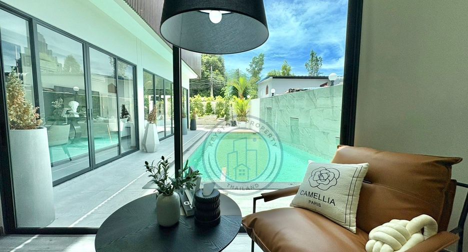 For sale 8 bedrooms villa in Bang Lamung, Chonburi