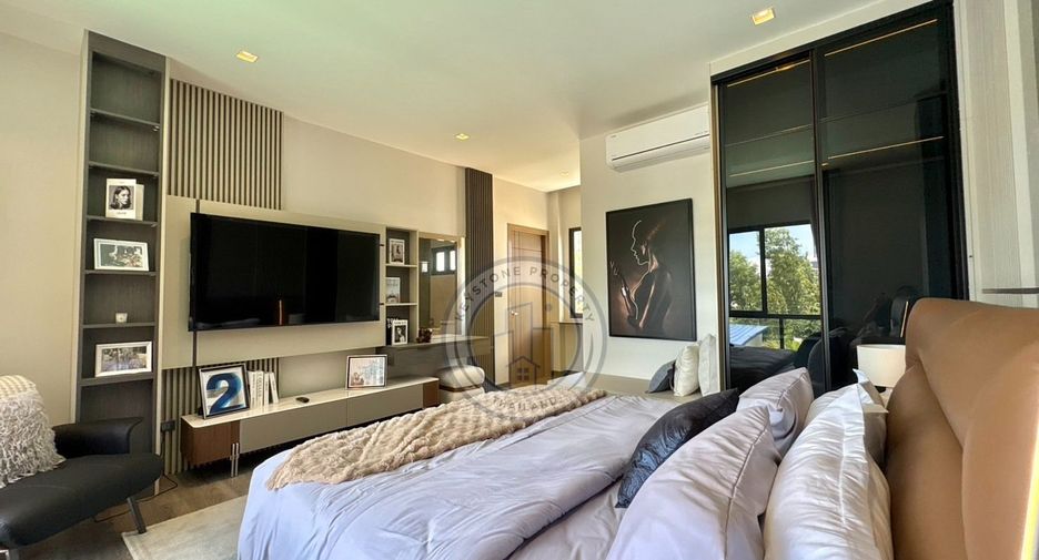 For sale 8 bedrooms villa in Bang Lamung, Chonburi