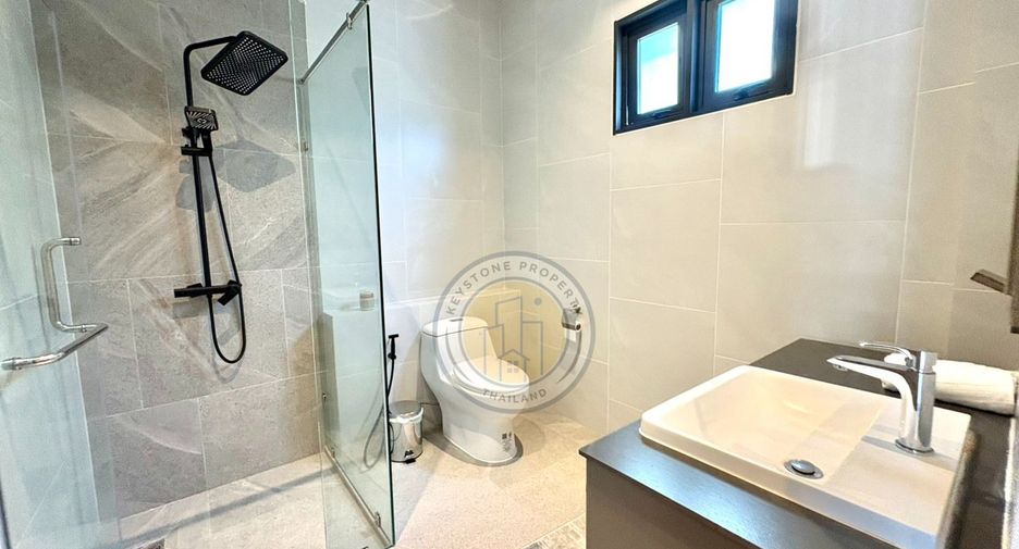 For sale 8 bedrooms villa in Bang Lamung, Chonburi