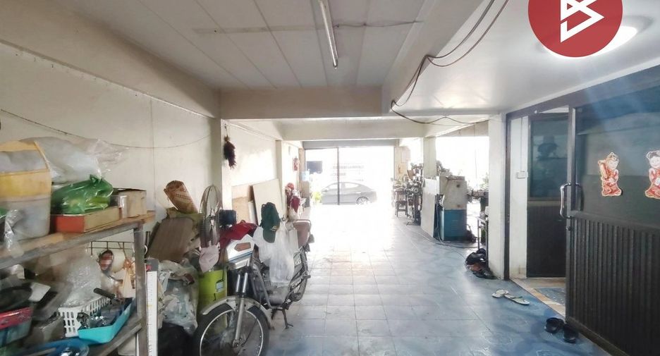 For sale 2 bedrooms retail Space in Bang Phli, Samut Prakan