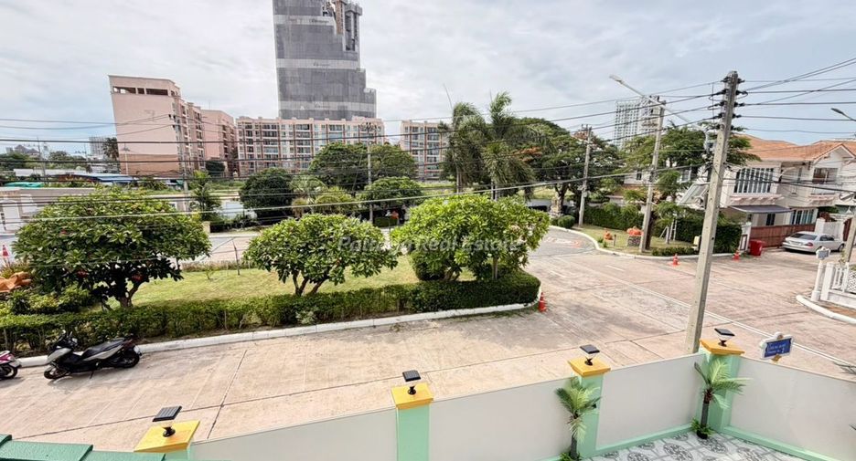 Casa en venta de 4 habitaciones en Jomtien, Pattaya