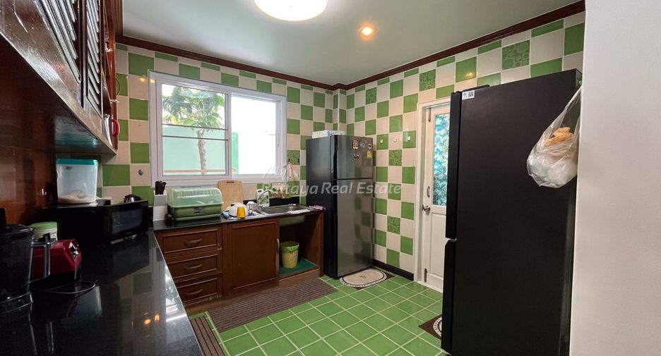 Casa en venta de 4 habitaciones en Jomtien, Pattaya