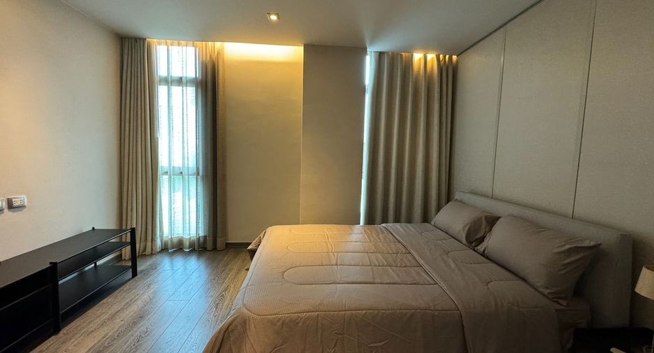 Wohnung zur Miete mit 3 Zimmer in Khlong Toei, Bangkok