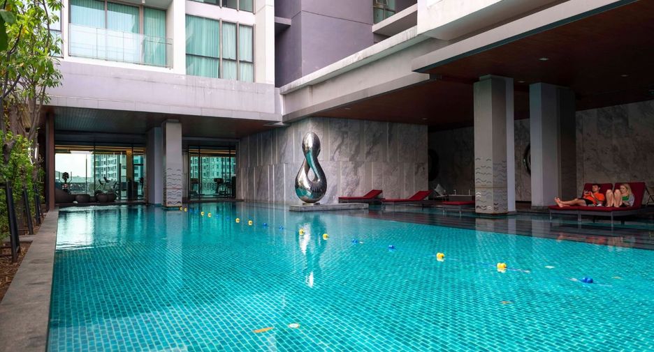 For rent 1 bed condo in Khlong Toei, Bangkok