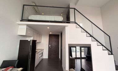 À louer et à vendre 1 chambre condo à Watthana, Bangkok