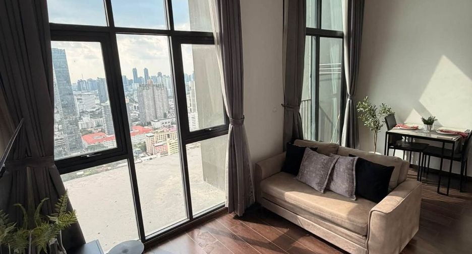 For rent and for sale 1 bed condo in Watthana, Bangkok