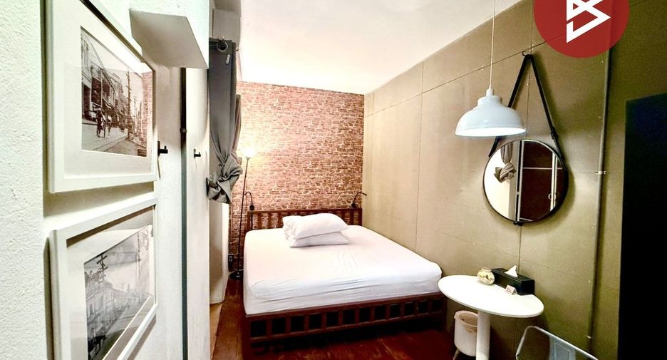 For sale 3 bedrooms retail Space in Bang Rak, Bangkok