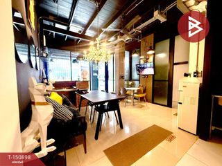 For sale 3 bedrooms retail Space in Bang Rak, Bangkok