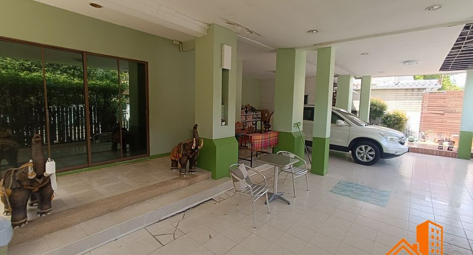 For sale 66 bedrooms house in Mueang Nonthaburi, Nonthaburi