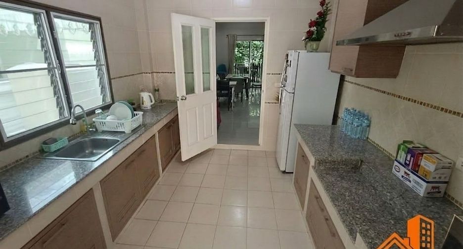 For sale 66 bedrooms house in Mueang Nonthaburi, Nonthaburi