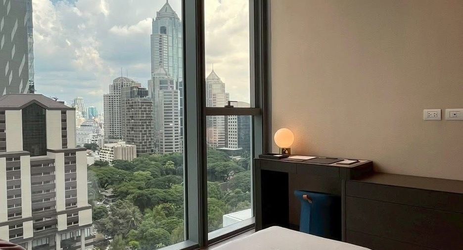 For rent 1 bed condo in Pathum Wan, Bangkok
