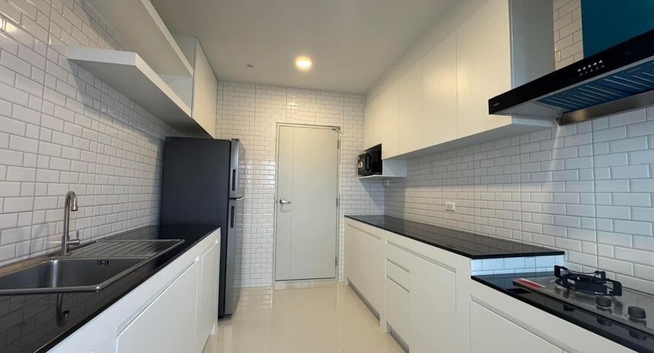 À louer et à vendre 4 chambres maison à Bang Phli, Samut Prakan