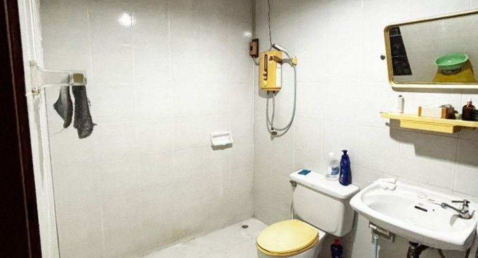 出售 4 卧室 联排别墅 在 Bang Phli, Samut Prakan