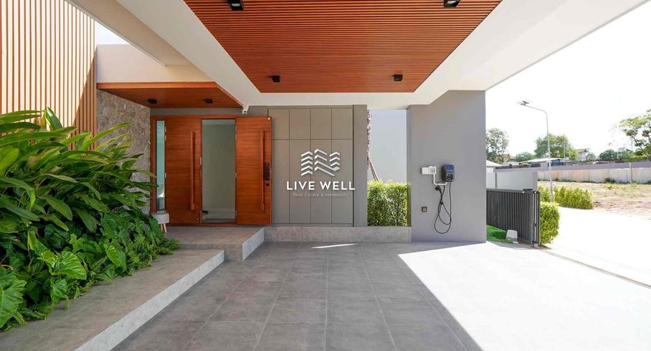 For sale 3 bedrooms house in Bang Lamung, Chonburi