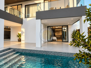 Villa zum Kauf mit 5 Zimmer in Bang Lamung, Chonburi