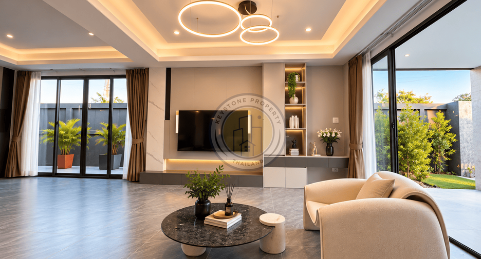 For sale 5 bedrooms villa in Jomtien, Pattaya