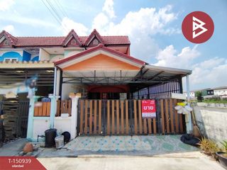 Casa adosada en venta de 2 habitaciones en Lam Luk Ka, Pathum Thani