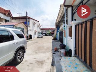 Casa adosada en venta de 2 habitaciones en Lam Luk Ka, Pathum Thani