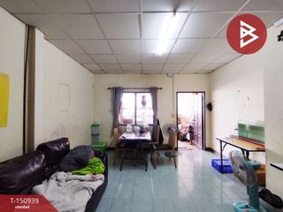 Casa adosada en venta de 2 habitaciones en Lam Luk Ka, Pathum Thani