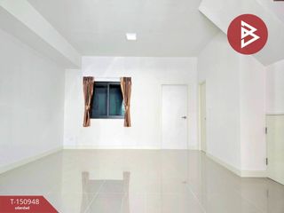 For sale 3 bedrooms townhouse in Krathum Baen, Samut Sakhon