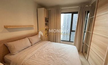 Продажа 1 кровать кондо в Хуаи Кхщанг, Бангкок