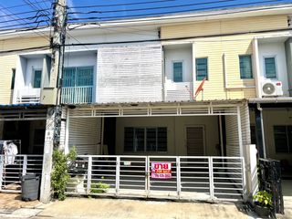 Reihenhaus zum Kauf mit 3 Zimmer in Min Buri, Bangkok