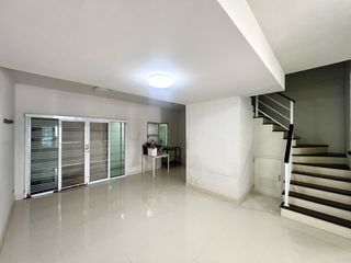 Reihenhaus zum Kauf mit 3 Zimmer in Min Buri, Bangkok