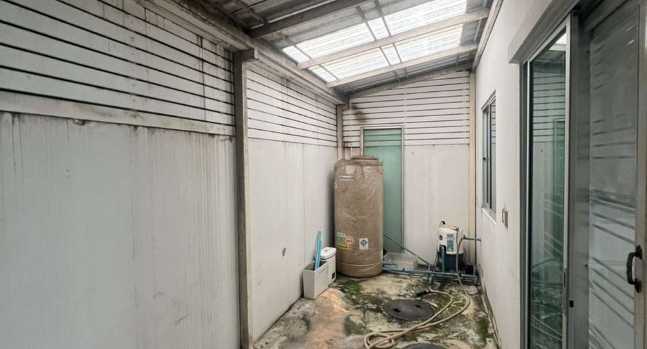 Reihenhaus zum Kauf mit 3 Zimmer in Min Buri, Bangkok
