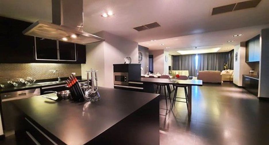 For rent and for sale 3 bedrooms condo in Jomtien, Pattaya