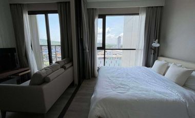 For sale 1 bed condo in Si Racha, Chonburi