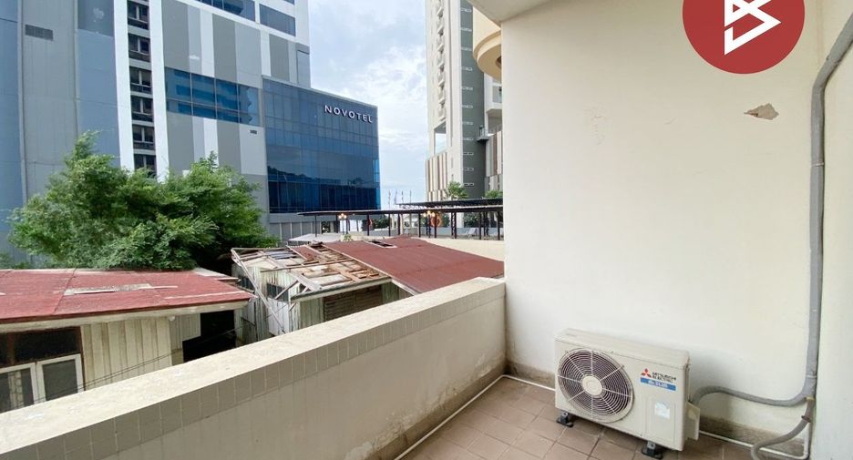 For sale 1 bed condo in Si Racha, Chonburi