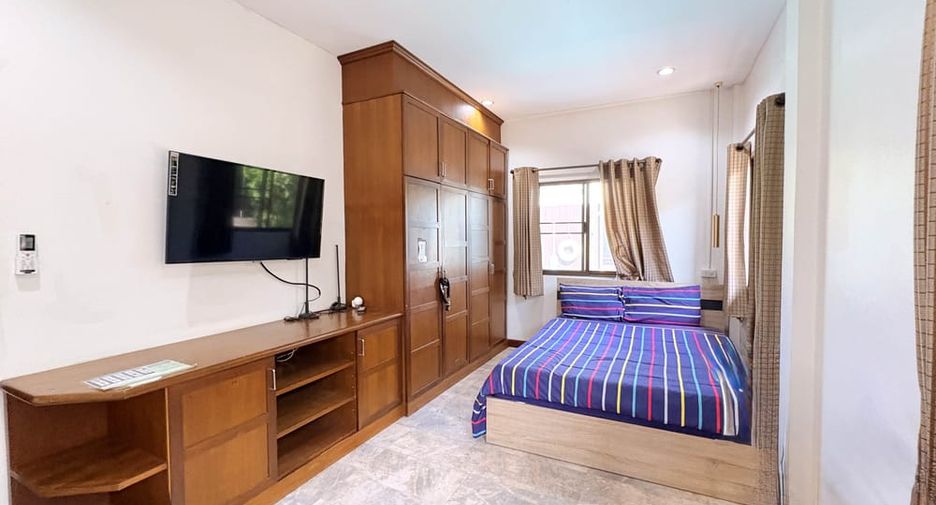 For rent and for sale 3 bedrooms villa in Bang Lamung, Chonburi