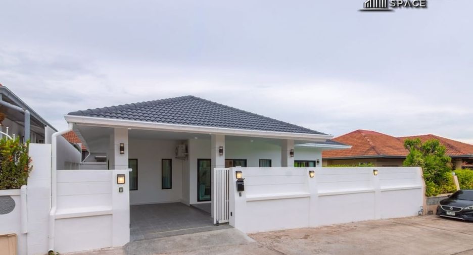 For sale 3 bedrooms villa in Bang Lamung, Chonburi