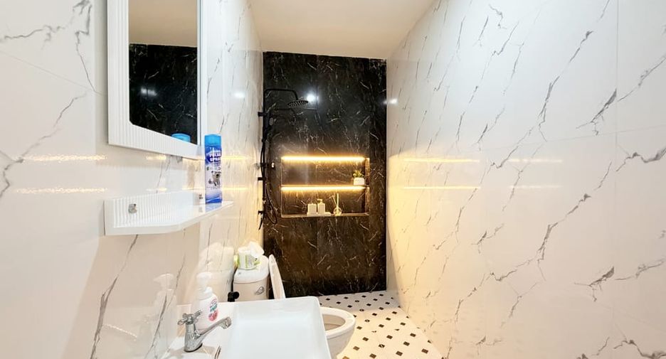 For sale 3 bedrooms house in Bang Lamung, Chonburi