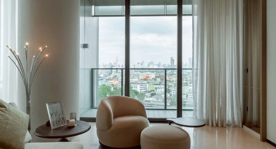 Condo en alquiler de 2 habitaciones en Khlong San, Bangkok