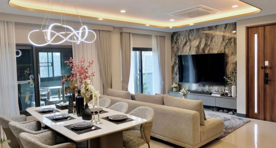Casa adosada en alquiler y en venta de 4 habitaciones en Prawet, Bangkok